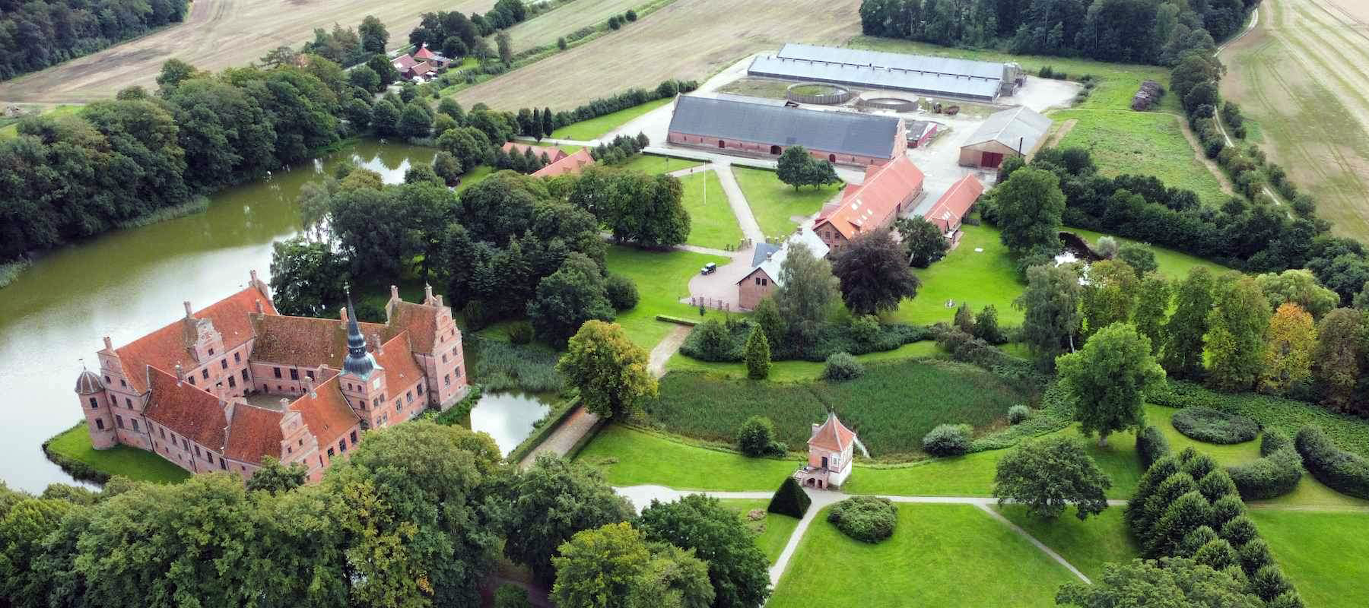 Drone Rosenholm Hovedgaard1800x800 1